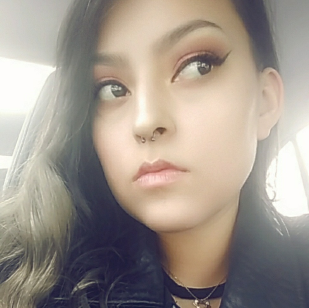 Meet your Posher, Meztli